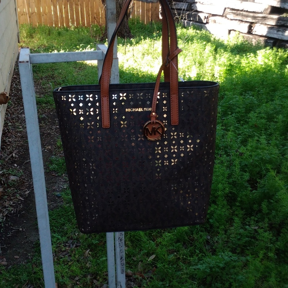 Michael kors purse